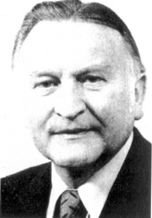 Foto zeigt Chefarzt Dr. Franz Lemmen