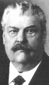 Foto zeigt Bürgermeister Mathias Marx aus Kevelaer