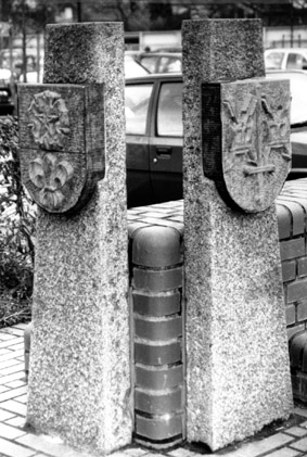 Foto zeigt Wappen von Kevelaer und Bury St. Edmunds